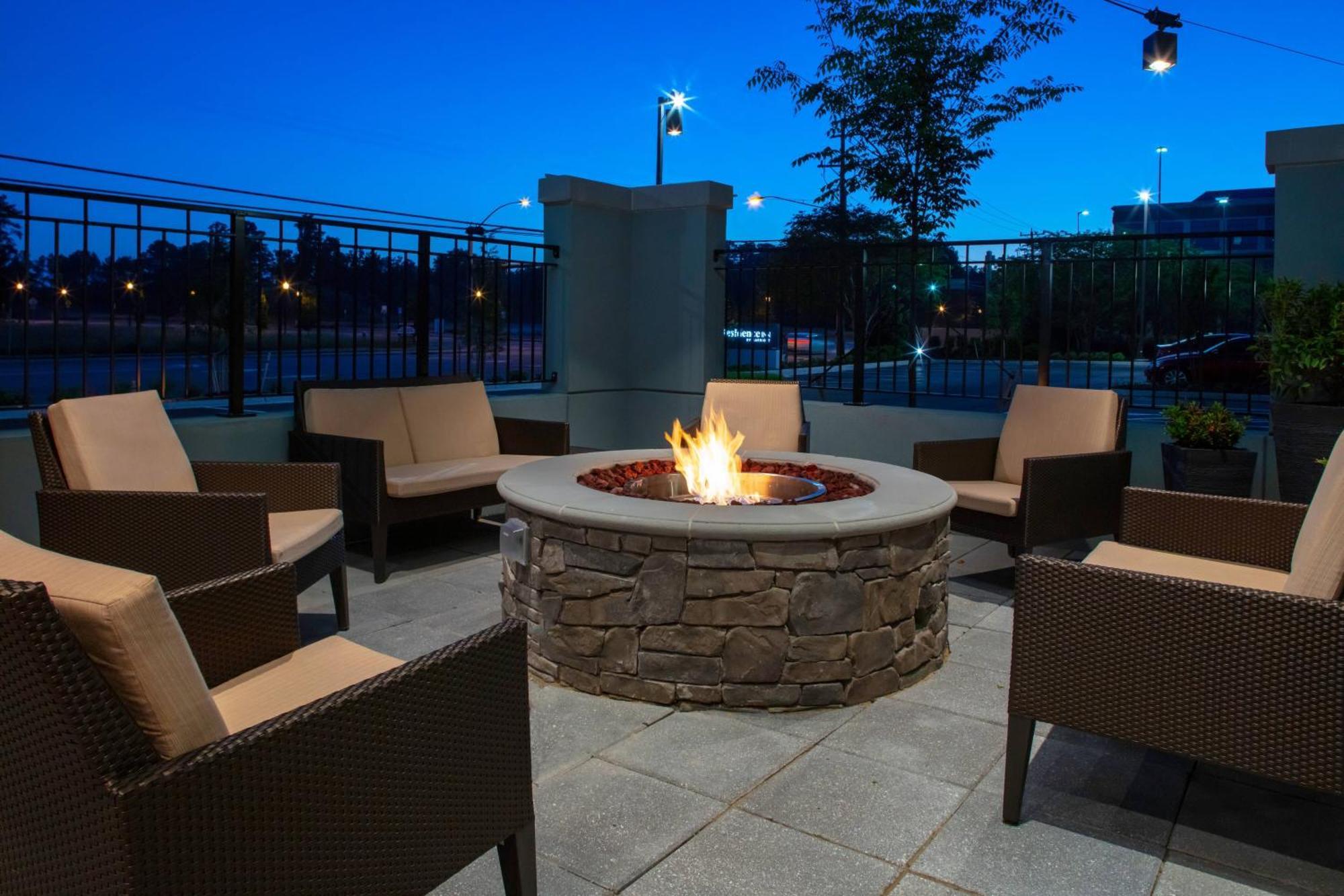 Residence Inn By Marriott Virginia Beach Town Center Ngoại thất bức ảnh